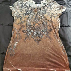 small design tee